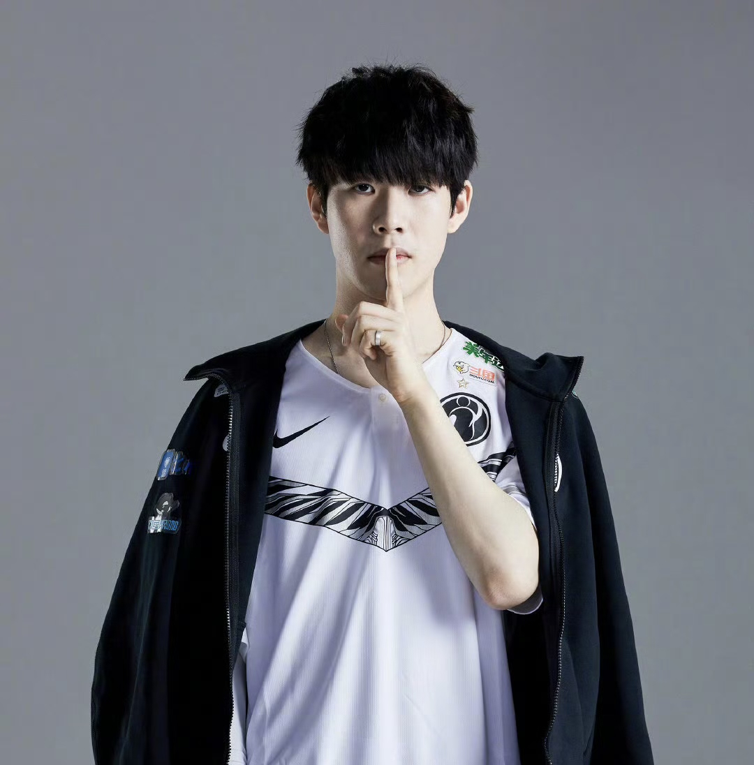 凭借其出色 凭借其出色